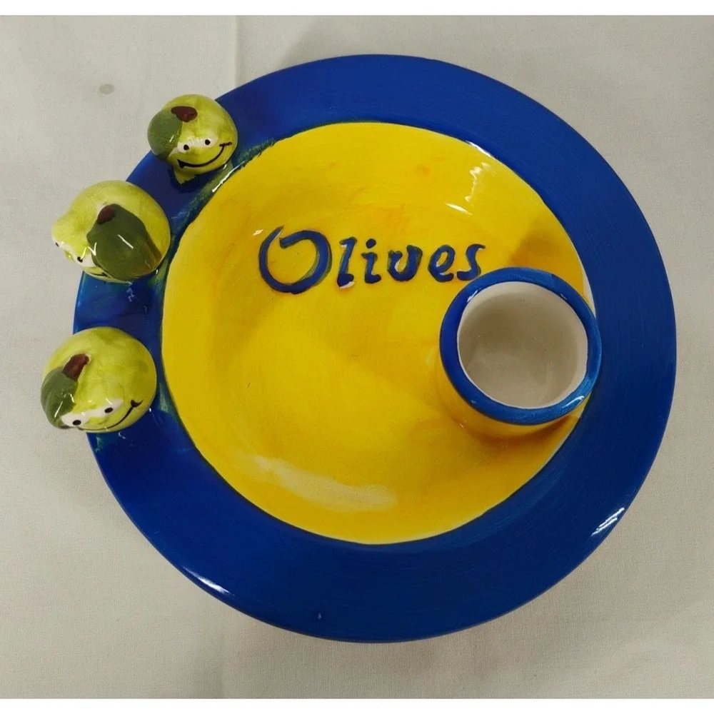 Olive Serving Bowl Toothpick Holder Marin Spain 3 Olives w/Faces Small Flaw